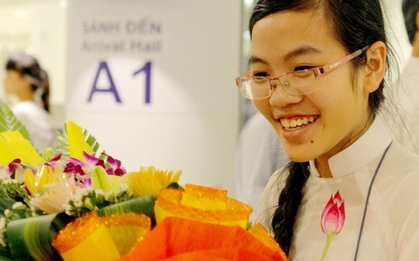 "Cô gái vàng" Vật lý lớn lên từ gánh phở trở thành nữ sinh duy nhất đạt gương mặt trẻ Việt Nam tiêu biểu