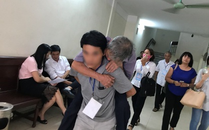 Tâm sự đầy day dứt, mặc cảm của con cháu cụ ông 79 tuổi bị phạt tù vì hiếp dâm bé gái