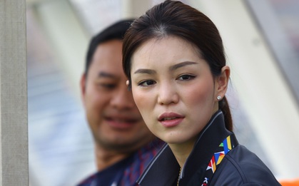 Nữ trưởng đoàn Thái Lan: "Thưởng lớn nếu thắng Việt Nam"