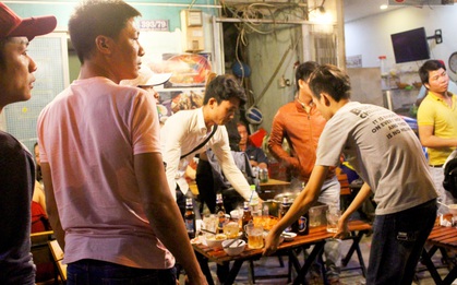 Quận Bình Thạnh dẹp "phố nhậu" Phạm Văn Đồng lúc nửa đêm, người dân chưa kịp ăn đã... giải tán