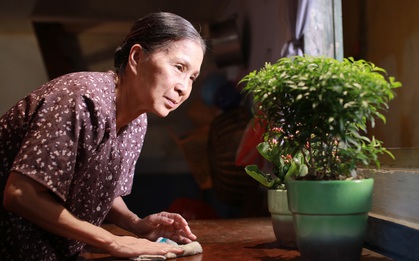 Xáo động những chữ tình trong "Có căn nhà nằm nghe nắng mưa"