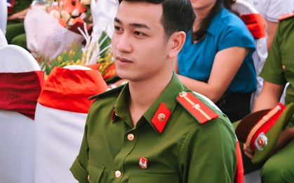 Chàng thiếu úy mới tốt nghiệp Học viện Cảnh sát Nhân dân điển trai như Idol