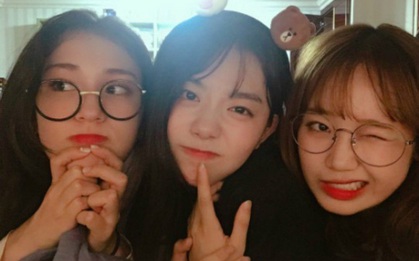 3 mỹ nhân "Produce 101" bị chỉ trích vì rượu chè khi chưa đủ tuổi lại còn để lộ bằng chứng lên mạng