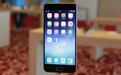 Có 10 triệu trong tay, nên mua BPhone hay 4 smartphone CHẤT chẳng kém này