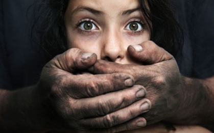 #Metoo cùng lời tâm sự nghẹn ngào của các nạn nhân bị xâm hại tình dục: Nỗi đau bao giờ mới có hồi kết?