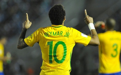 Người Brazil đang yêu bóng đá lại từ đầu