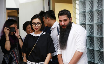 Đạo diễn "Kong" bất ngờ xuất hiện cùng Ngô Thanh Vân tại phim trường "Cô Ba Sài Gòn"