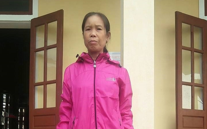 Đi dạy 37 năm, cô giáo bật khóc khi nhận lương hưu 1,3 triệu