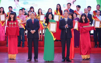 Công ty mỹ phẩm T's Group có nhiều người nổi tiếng làm đại sứ thương hiệu từng đoạt nhiều giải thưởng