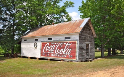 11 thị trấn dị nhất ở Mỹ, trong đó có 1 thị trấn được mua bởi người gốc Việt