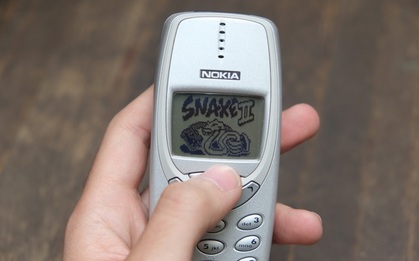 Mở hộp và trên tay chiếc Nokia 3310 đã 17 tuổi: Tấm vé quay trở về tuổi thơ