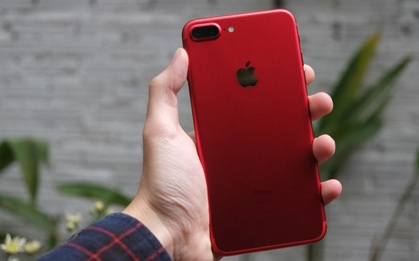 Mở hộp và trên tay iPhone 7 Plus đỏ đầu tiên tại Việt Nam, giá từ 25 triệu đồng