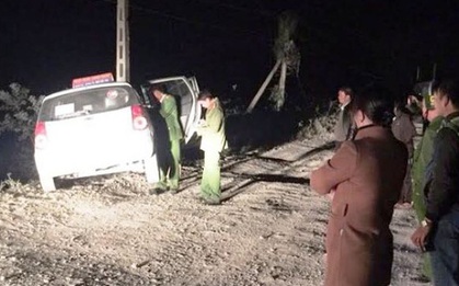 Khách dùng đá đập đầu tài xế để cướp taxi trong đêm