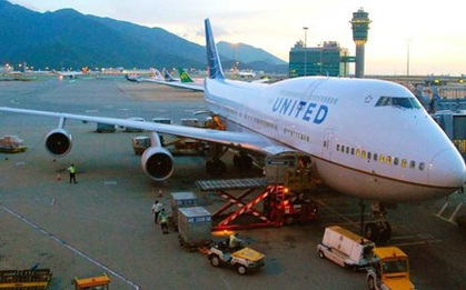 12.500 phi công United Airlines gửi thư trần tình vụ bác sĩ Dao