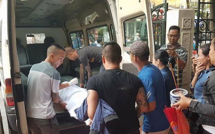 Động cơ gây án của nhóm côn đồ chém người bố chở con gái