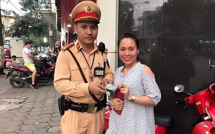 CSGT chạy bộ tìm chủ nhân quên thẻ ATM trong máy