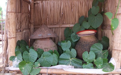 Độc đáo những bình nước uống miễn phí ở Myanmar