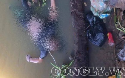 Phát hiện thi thể trôi sông vẫn đeo dây chuyền vàng trên cổ