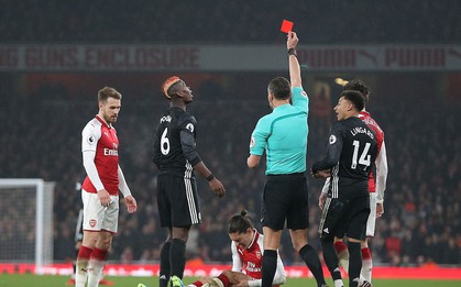 HLV Mourinho nói kháy Arsenal sau vụ Pogba nhận thẻ đỏ