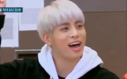 Jonghyun (SHINee) vẫn đầy lạc quan, vui vẻ ghi hình show thực tế cuối cùng trước khi qua đời