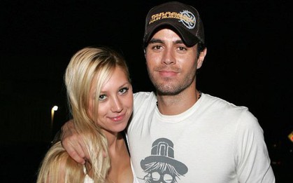 Enrique Iglesias và "nữ hoàng quần vợt" bất ngờ chào đón cặp sinh đôi sau 9 tháng giữ bí mật