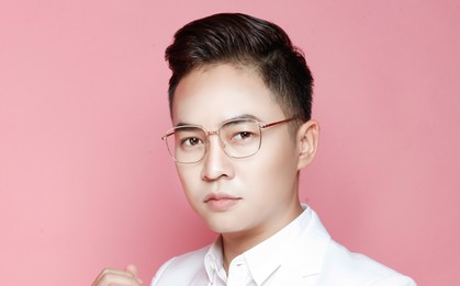 Thầy giáo Nguyễn Hoàng Khắc Hiếu “Hãy dành thanh xuân để làm điều tốt”