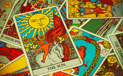 Chọn một lá bài Tarot để biết vận mệnh tương lai của chính mình