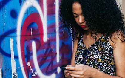 Tại sao bị Unfriend trên Facebook lại khiến chúng ta hụt hẫng và buồn bã khó chịu đến như vậy?