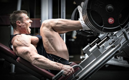 Cẩn thận nguy cơ... bục ruột vì tập gym quá nặng