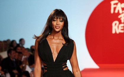 Ở độ tuổi U50, người mẫu Naomi Campbell vẫn sở hữu vóc dáng như gái đôi mươi nhờ những bí quyết giữ dáng này