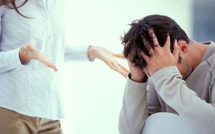 Ngực bỗng nảy nở như phụ nữ, người đàn ông đi khám mới biết tinh hoàn cũng đã "không cánh mà bay"