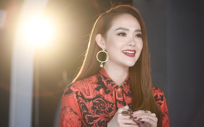 Minh Hằng nói gì khi bị thí sinh nhận xét là thiếu chuyên nghiệp, không nên làm HLV "The Face"?