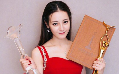 Chưa có Thị hậu Kim Ưng nào thị phi như Địch Lệ Nhiệt Ba: Cả công chúng lẫn đồng nghiệp đều "không phục"