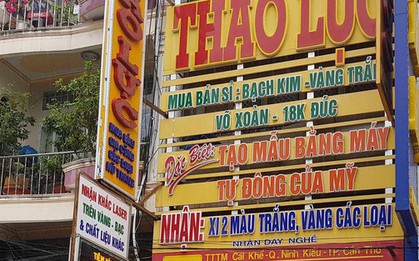 Vụ đổi 100 USD phạt 270 triệu: Lệnh khám nhà được ký trước 6 ngày vì nghi ngờ có dấu hiệu vi phạm?