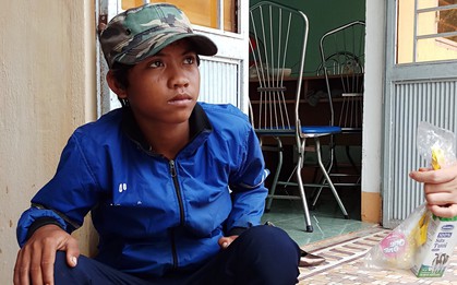 Tìm người thân cho nam thiếu niên đi lạc không biết đường về nhà