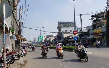 Tạm giữ 10 đối tượng trong nhóm giang hồ cầm mã tấu đuổi chém kinh hoàng trên cầu Nhị Thiên Đường ở Sài Gòn