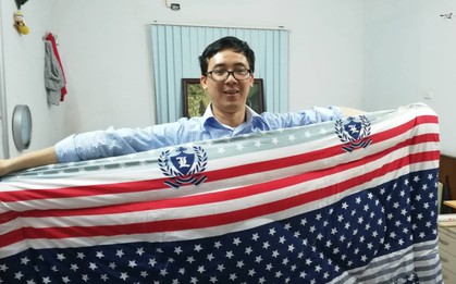 Thầy Hiệu trưởng ở Hà Nội kêu gọi "hãy tặng chúng tôi nhiều phong bì" ngày 20/11 và câu chuyện ý nghĩa sau đó