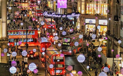 Những khoảnh khắc giao mùa ở London: Cả thành phố được trang hoàng lộng lẫy cho mùa Giáng sinh đang đến