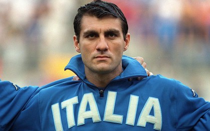 Cựu sát thủ điển trai người Italy chê tiền đạo ngày nay "đá thì lởm, chỉ giỏi sống ảo trên Instagram"