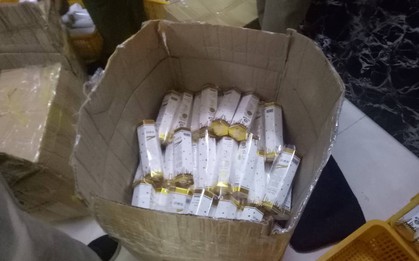 TP.HCM: Dùng hoá chất tự chế biến mỹ phẩm dưỡng trắng da giả, dán tem Made in Thailand rồi rao bán trên Facebook