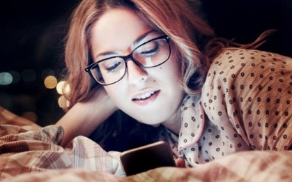 Bạn sẽ không dám dùng điện thoại vào ban đêm nữa nếu đọc được những thông tin trong bài viết này