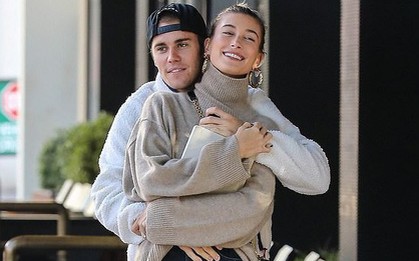 Vợ chồng Justin Bieber lại làm mọi "F.A" phải ghen tị với màn ôm nhau khiêu vũ ngọt ngào giữa phố