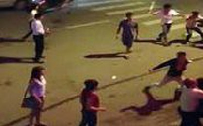 Mâu thuẫn việc chơi game, hai nhóm thiếu niên hẹn nhau hỗn chiến