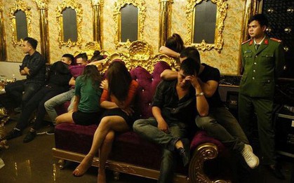 Lời khai cô giáo tham gia “tiệc ma túy” với PGĐ ngân hàng: Được mời dự sinh nhật, đã hít 2 lần khi có người đưa đĩa bột màu trắng