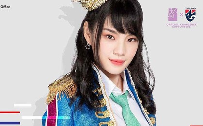Ban nhạc nữ xinh đẹp, đình đám bậc nhất Thái Lan lên dây cót tinh thần cho đội tuyển trước trận bán kết lượt về