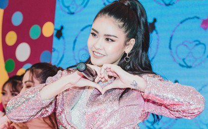 Trương Quỳnh Anh lâu mới xuất hiện và biểu diễn cực sung sau thời gian dài trục trặc hôn nhân với Tim