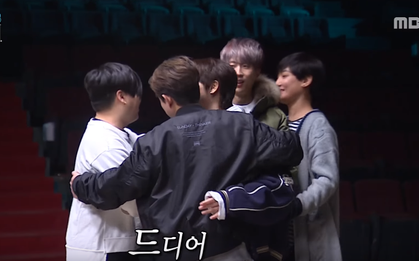 Idolgroup huyền thoại đời đầu H.O.T. khóc sướt mướt trong ngày đoàn tụ