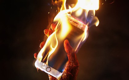 Đối phó khẩn cấp như thế nào với smartphone đang hoặc sắp cháy nổ?