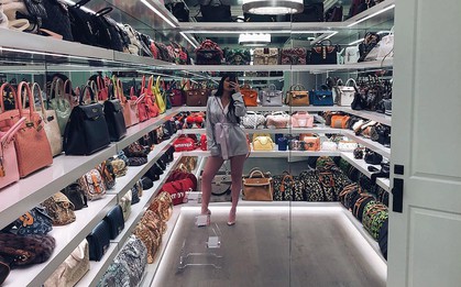 Lại ngã ngửa với phòng đựng túi bao la của Kylie Jenner, đủ dùng 365 ngày không trùng cái nào