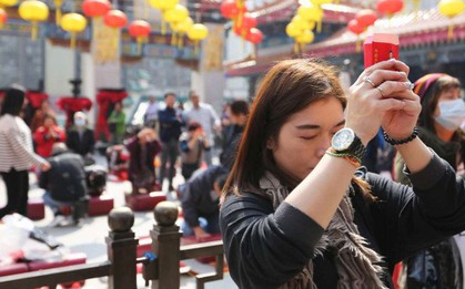 Nghe lời bói toán, cụ bà 70 tuổi phí phạm 1 năm "chờ chết" mà vẫn sống khỏe mạnh như thường